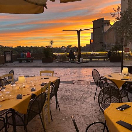 Affittacamere Licenza N.1 Presso La Magica Torre Pitigliano Exterior foto