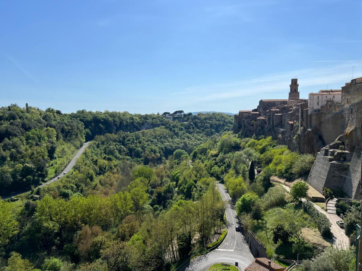 Affittacamere Licenza N.1 Presso La Magica Torre Pitigliano Exterior foto
